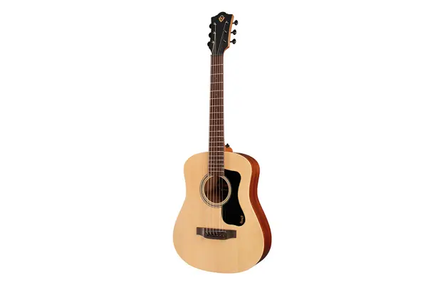 Guild Travel Spruce gítar með poka