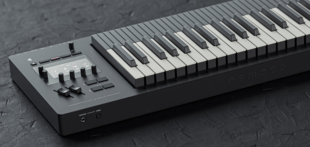 Expressive  E osmose 49polyphonic synthesizer