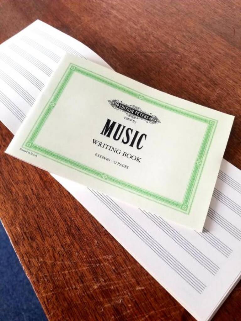 Nótnapappír, Peters, 6 línur, 32 bls.