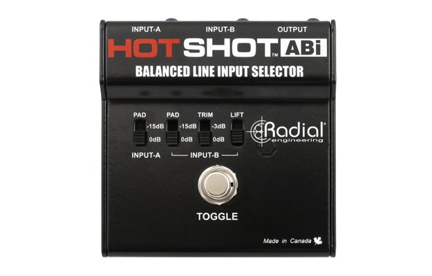 Radial HotShot ABi Footswitch Selector for Balanced Inputs