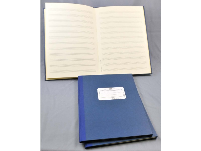 Nótnapappír í vandaðri innbundinni bók, 12 línur, stærð 28x34cm